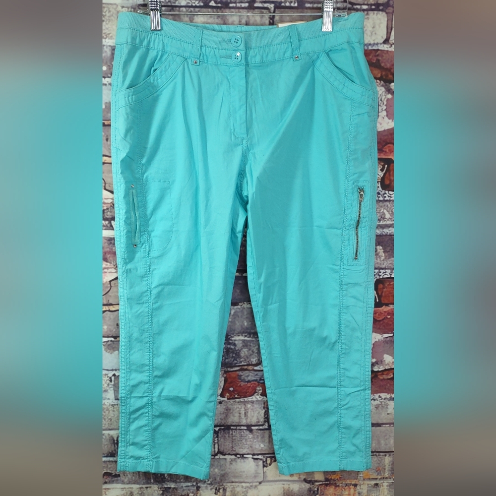 Chico's Ultimate Fit Cool Cotton Utility Crop Pants